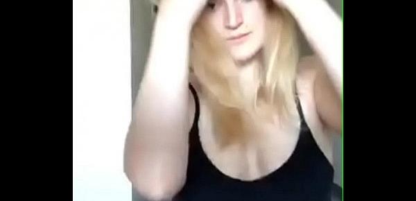  Superhot Teen Being Naughty on periscope part 1